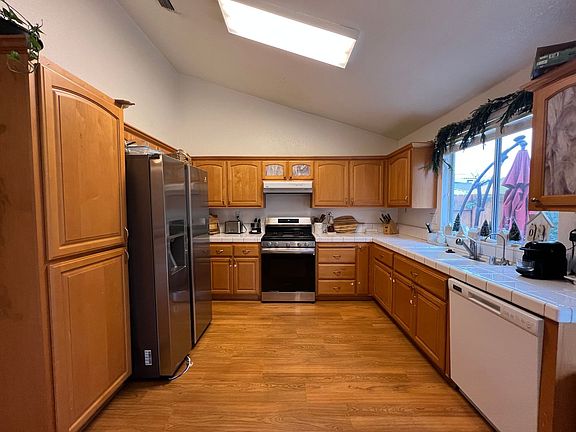 4th image of 104 Galston Ct