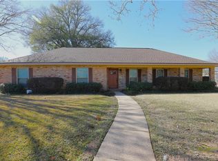 302 Sweetbriar Dr, Alexandria, LA 71303