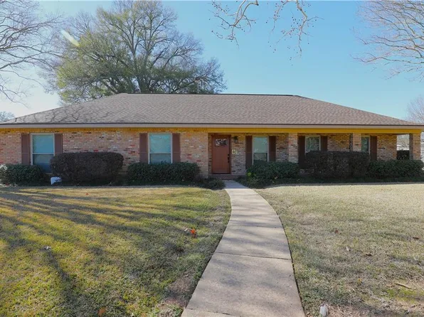 302 Sweetbriar Dr, Alexandria, LA 71303