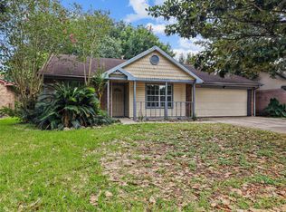 2819 Sugar Wood Dr, League City, TX 77573