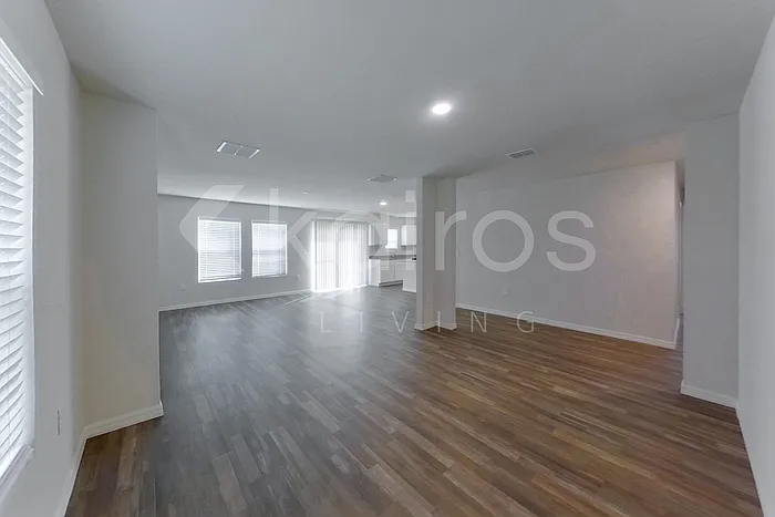 3158 Alwood St — Photo 3