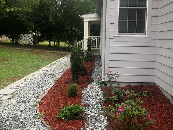 5th image of 2228 Clairmont Ter