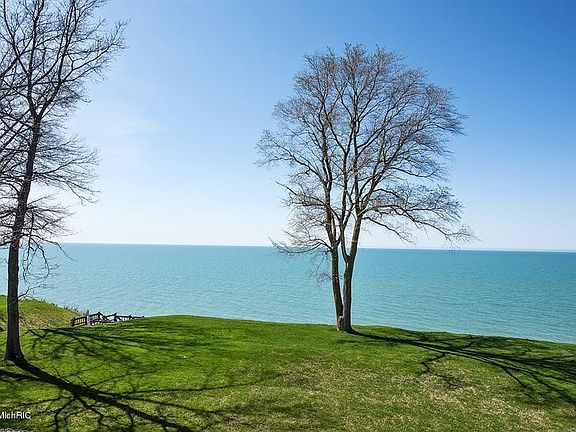 3rd image of 3672 Woodgate Dr