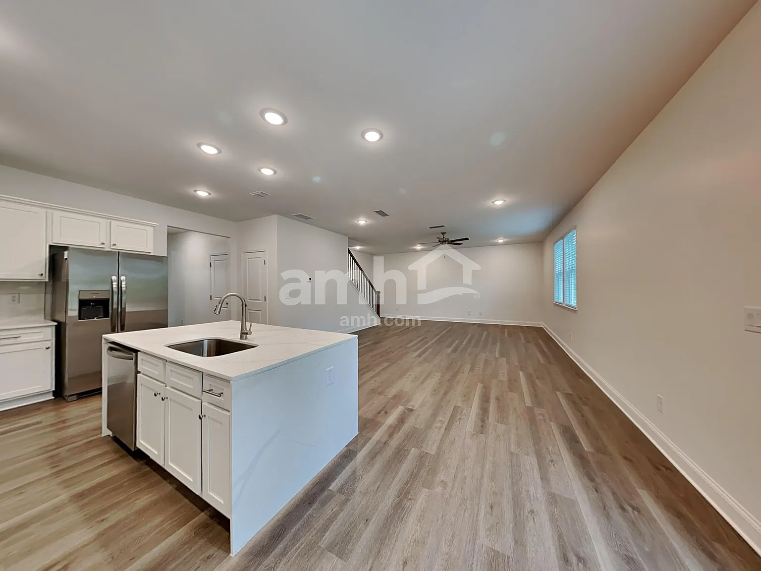 4 bed, 2.5 bath, 2297 sqft, $2,600 — Photo 4