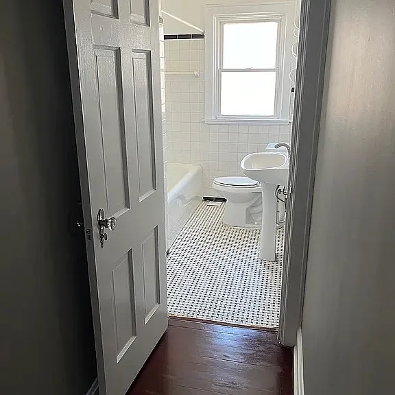 3001 Bellewood Ave #3 — Photo 2