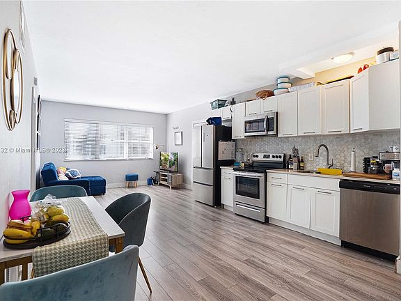 2nd image of 1275 Marseille Dr #35