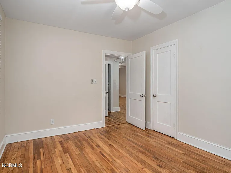 1145 Tarboro St — Photo 12