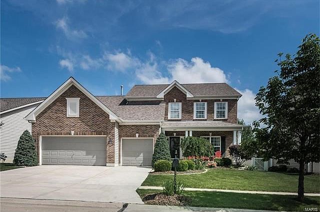Stunning home in sought after Countryshire neighborhood.