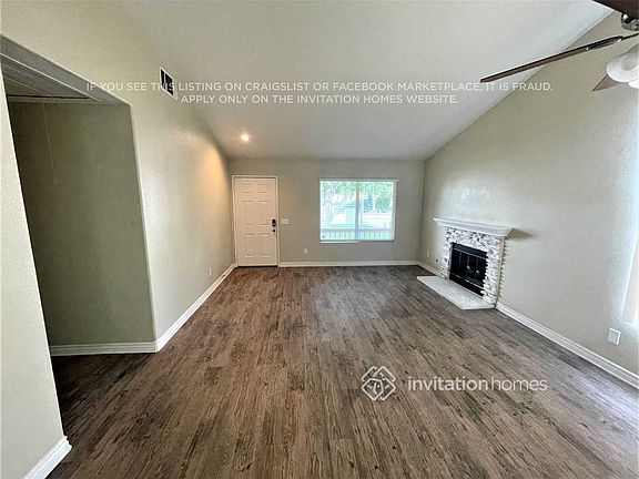 3rd image of 32390 Ontario Way