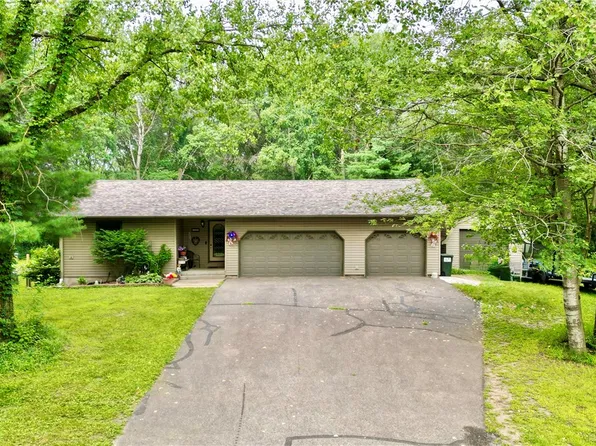 1166 S 41st Avenue, Eau Claire, WI 54703