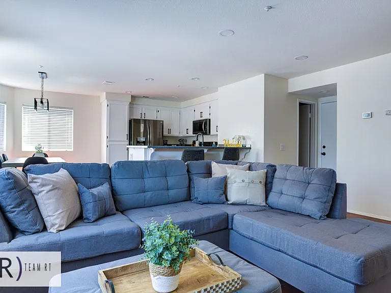 14794 Goldenrain Dr — Photo 11