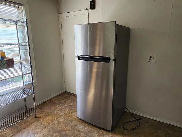 423 Washington Ave #2 — Photo 9