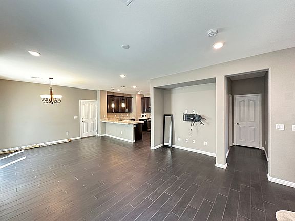 3rd image of 11067 Camden Bay St