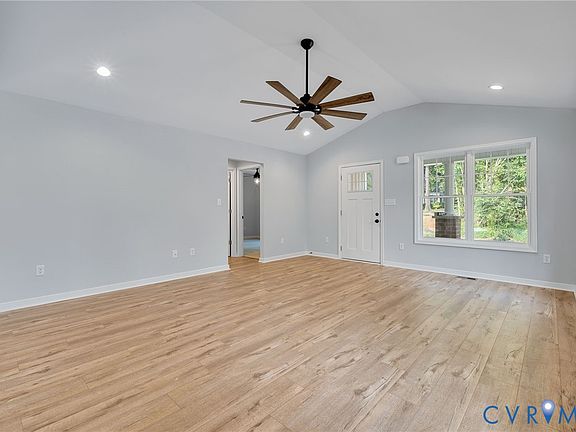 5th image of 10317 Doyle Blvd