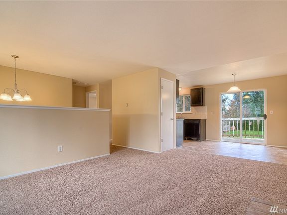 4th image of 7507 114th St E #A & B