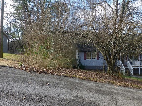 3rd image of 1401 N Parkridge Dr