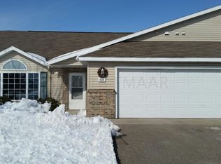 434 30th St N, Moorhead, MN 56560