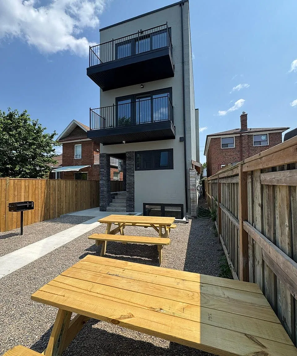 3 bed, $3,350 — Photo 1