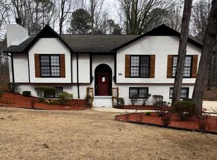 1821 Red Oak Pl, Birmingham, AL 35244