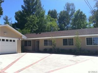24352 Crestlawn St, Woodland Hills, CA 91367