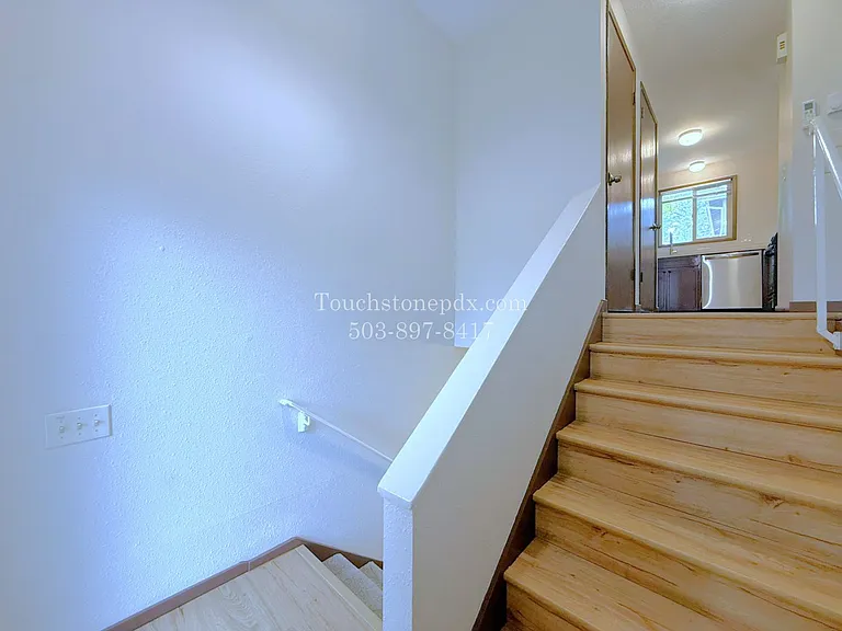 120 SE 176th Pl — Photo 11