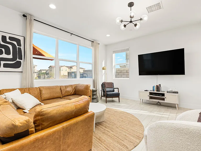43092 Armonia Ct — Photo 33