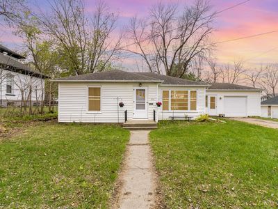 210 Davis St, Le Sueur, MN, 56058