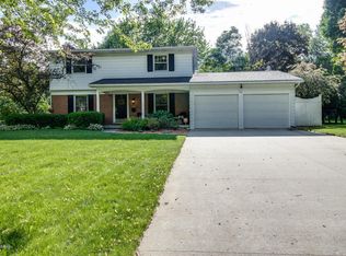 226 S Moorland Dr, Battle Creek, MI 49015