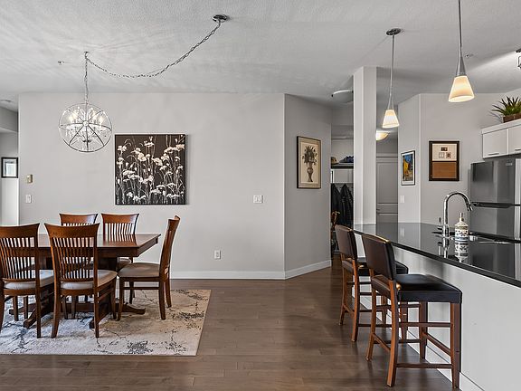 3rd image of 3645 Carrington Rd #510