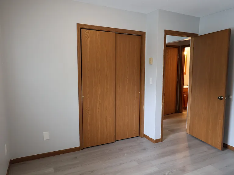 450 Greensburg St — Photo 23