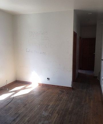 5th image of 850 N Monticello Ave