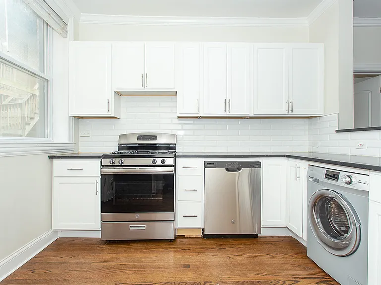314 Lee St #3 — Photo 2