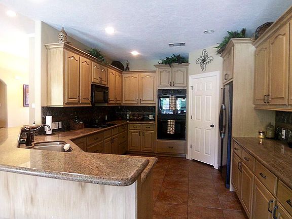 4th image of 9 Live Oak Ct