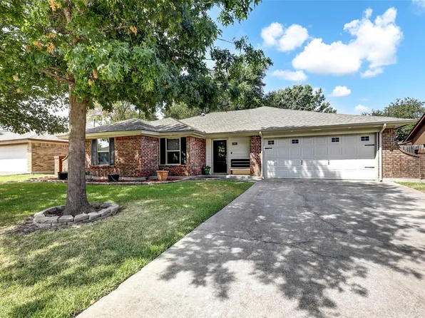 704 California Trl, Keller, TX 76248