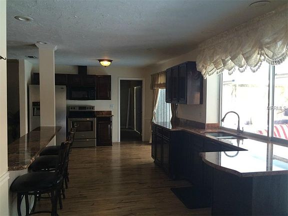 3rd image of 6421 Lake Sunrise Dr