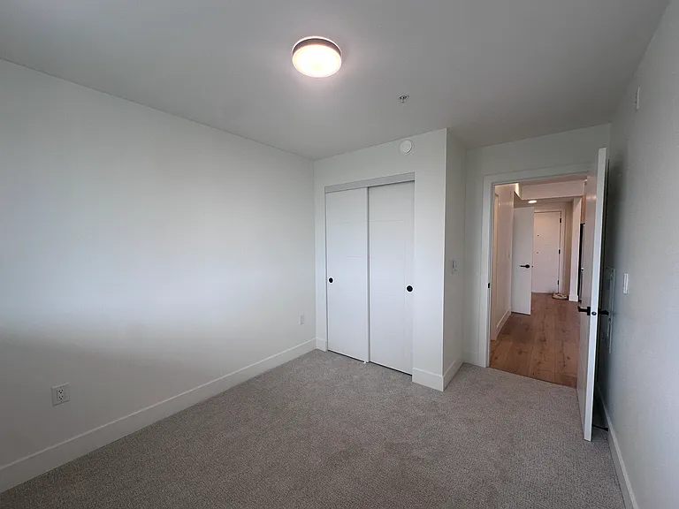 20795 Fraser Hwy — Photo 12