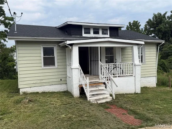 3927 Philbrook Ave, Saint Louis, MO 63120