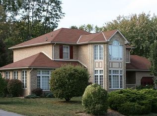 8122 Claiborne Dr, Frederick, MD 21702