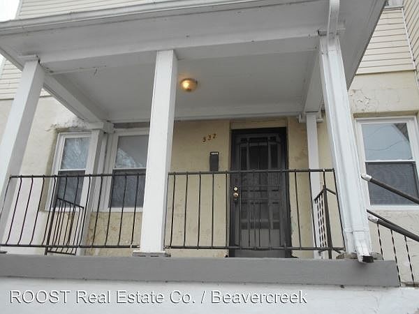 1st image of 832 Walton Ave