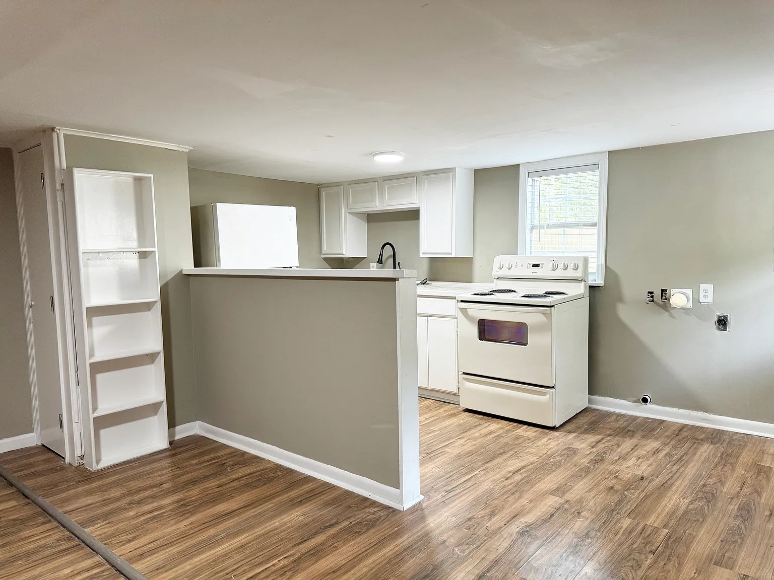 1 bed, 495 sqft, $795 — Photo 2