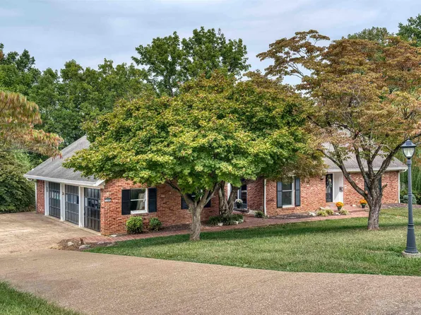 7366 W Parkridge Rd, Newburgh, IN 47630