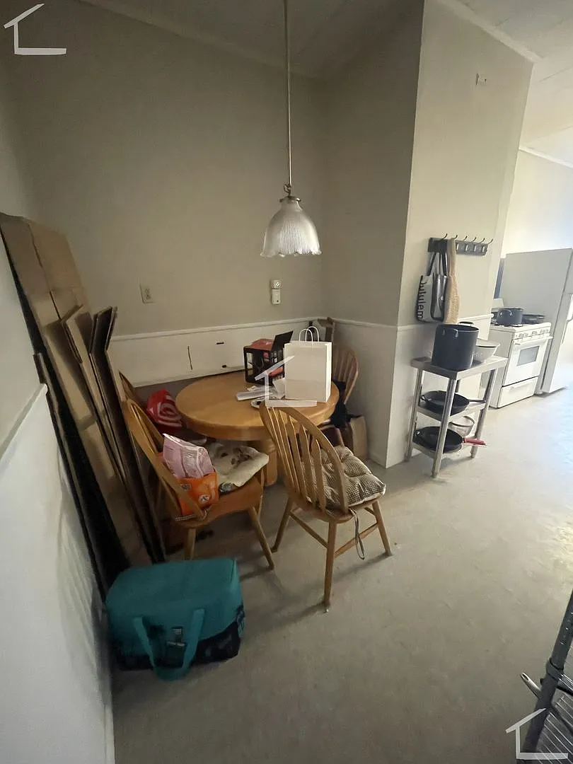 NIce 4 bed in Brookline — Photo 4