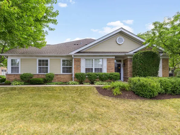 285 Enfield Ln, Grayslake, IL 60030