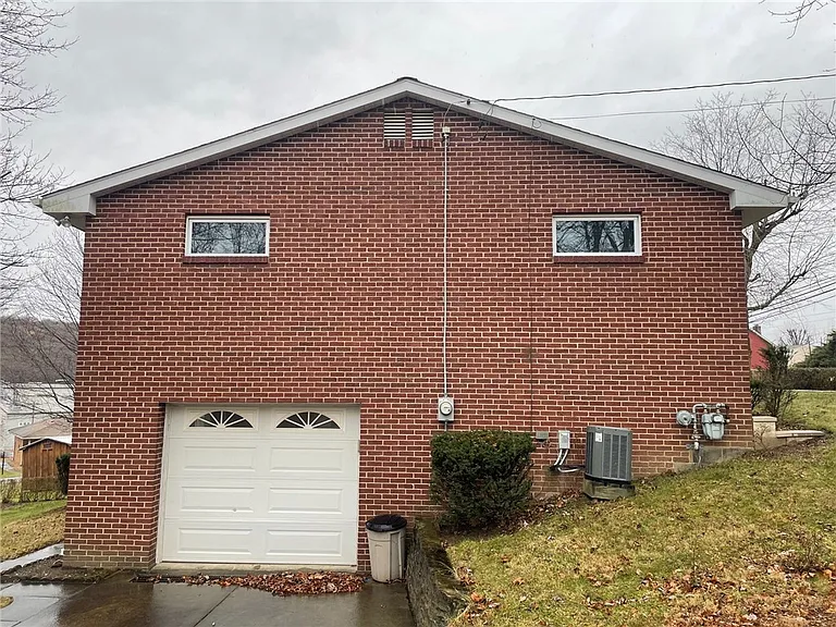 6121 Old William Penn Hwy — Photo 38