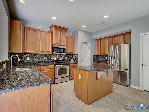 2nd image of 5436 Burlington Ct