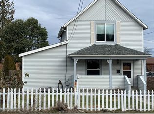 5625 N 49th St, Ruston, WA 98407