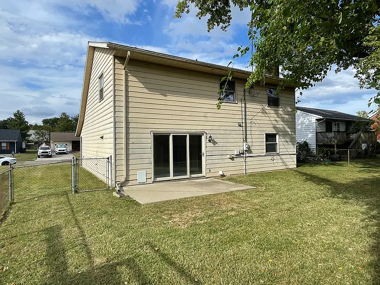 4105 Oxmoor Rd — Photo 3