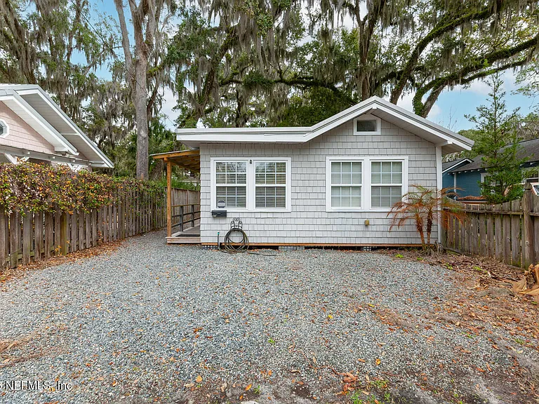 2813 Princeton Ave — Photo 3