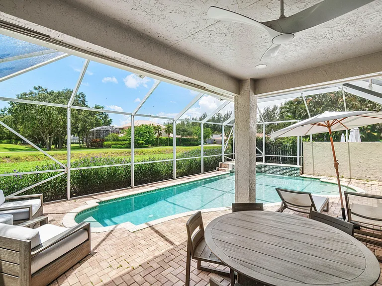 7766 Monarch Ct — Photo 38