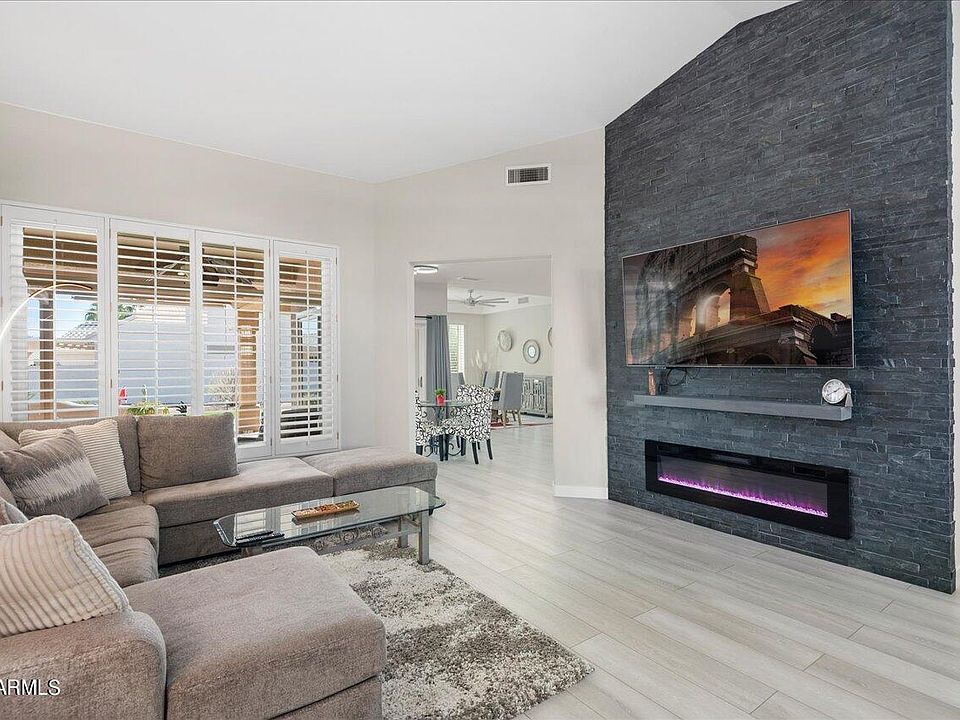 1st image of 15155 W VIA MANANA --